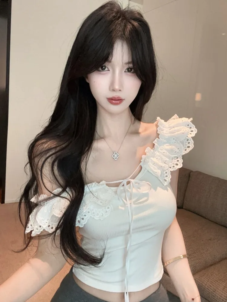 Summer New Style Women's Crop Top Lace Trim Shoulder Bared Vest Tight Fit Short Sleeve Waist Cinched Splice Design Pure Desire
Summer New Style Women's Crop Top Lace Trim Shoulder Bared Vest Tight Fit Short Sleeve Waist Cinched Splice Design Pure Desire