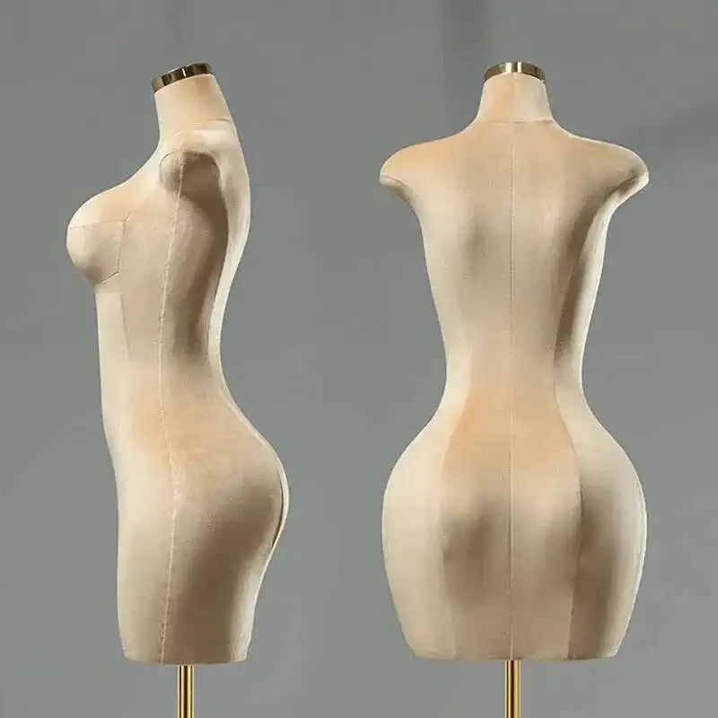 European Fat Butt Large Size Mannequins Female Half-length Model Props Clothing Store Women's Clothing Mannequin Display Stand
European Fat Butt Large Size Mannequins Female Half-length Model Props Clothing Store Women's Clothing Mannequin Display Stand