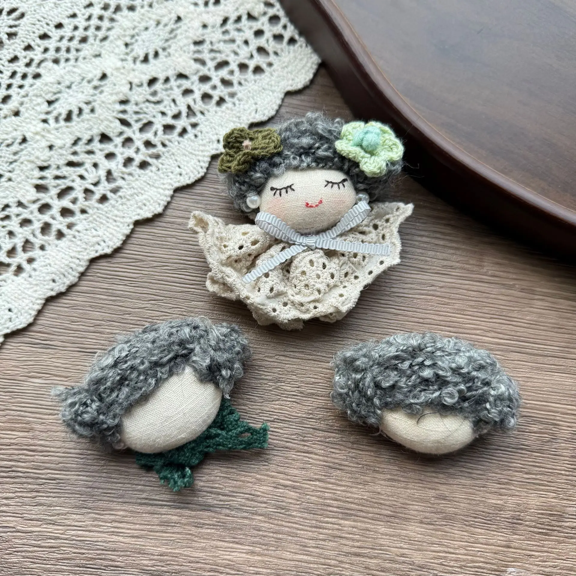 Premium Handmade Stuffed Pearl Girl Brooch Pin Forest Fresh Style for DIY Bag Shoes Hat Embellishment Lightweight Kawaii
Premium Handmade Stuffed Pearl Girl Brooch Pin Forest Fresh Style for DIY Bag Shoes Hat Embellishment Lightweight Kawaii