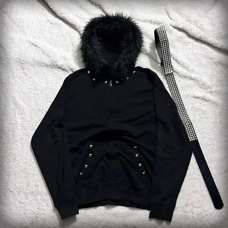 26 Spring Unisex Gothic, Dark Color, Y2K Hoodie, Fashionable American High Street Outerwear with Studs Craftsmanship
26 Spring Unisex Gothic, Dark Color, Y2K Hoodie, Fashionable American High Street Outerwear with Studs Craftsmanship