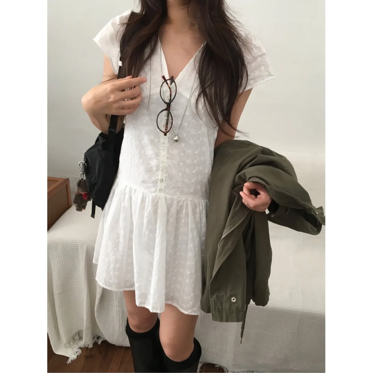 Sweet Embroidered Lace Dress Versatile Layering Spring Summer New Style Korean Style Inner Wear Regular Fit Casual Sweet Dress
Sweet Embroidered Lace Dress Versatile Layering Spring Summer New Style Korean Style Inner Wear Regular Fit Casual Sweet Dress