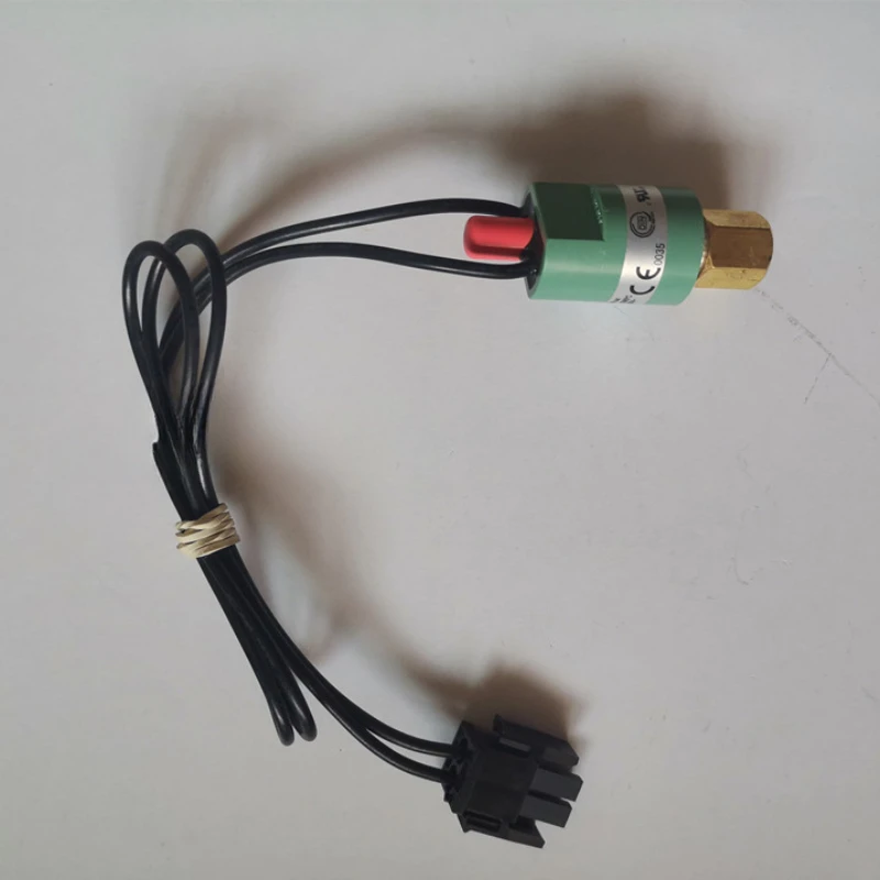 Precision air conditioner pressure switch R22 manual reset high voltage switch sensor PS 45
Precision air conditioner pressure switch R22 manual reset high voltage switch sensor PS 45