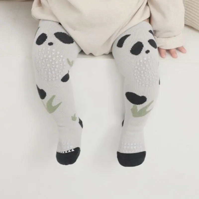 Хлопковые детские носки-гольфы с противоскользящей подошвой, термоноски для новорожденных, для ползания, ходьбы, теплые, защитные наколенники
Хлопковые детские носки-гольфы с противоскользящей подошвой, термоноски для новорожденных, для ползания, ходьбы, теплые, защитные наколенники