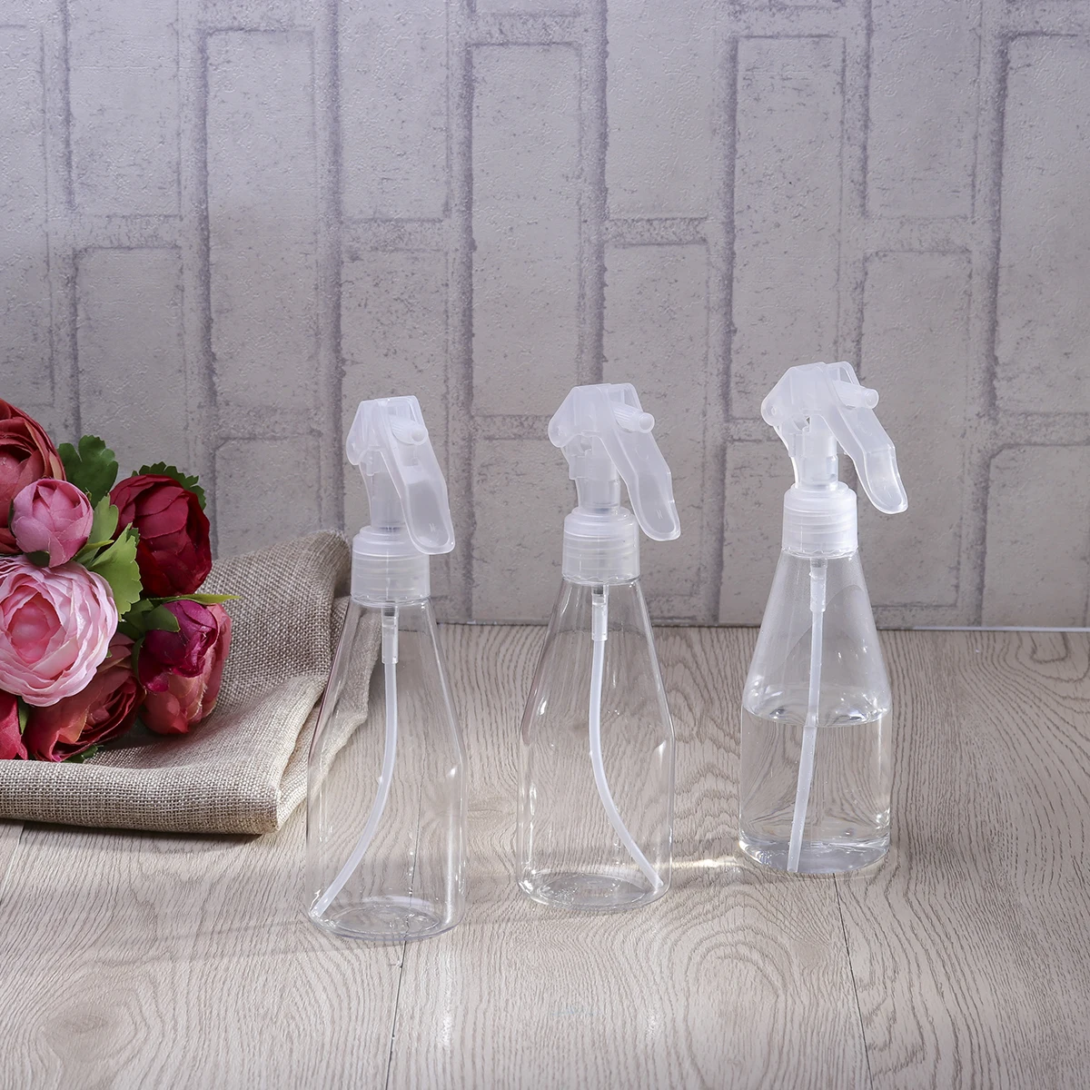 3Pcs 200Ml Spray Bottles for Garden Cleaning Plastic Leak-Proof Odorless Sprayer Ideal for Plants Hair Moisturizing DIY
3Pcs 200Ml Spray Bottles for Garden Cleaning Plastic Leak-Proof Odorless Sprayer Ideal for Plants Hair Moisturizing DIY