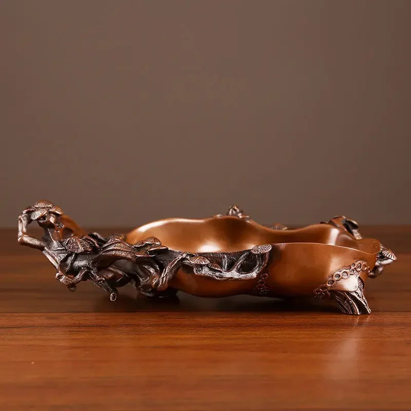 Purple copper ashtray creative pine pattern three-dimensional carving, squirrel ashtray decoration, business gift decoration
Purple copper ashtray creative pine pattern three-dimensional carving, squirrel ashtray decoration, business gift decoration