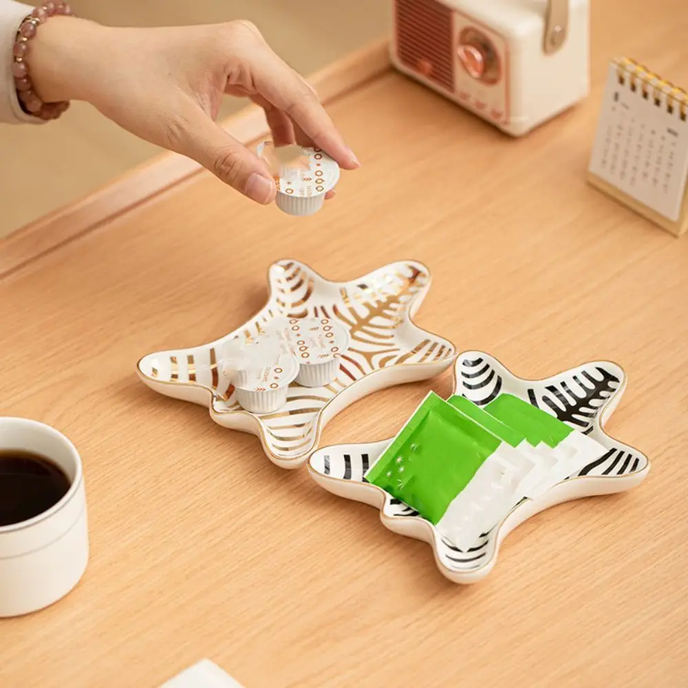 Miscellaneous Organizer Ceramic Jewelry Tray Portable Simple Bathroom Storage Tray Creative Multi-Function Storage Plate Food
Miscellaneous Organizer Ceramic Jewelry Tray Portable Simple Bathroom Storage Tray Creative Multi-Function Storage Plate Food