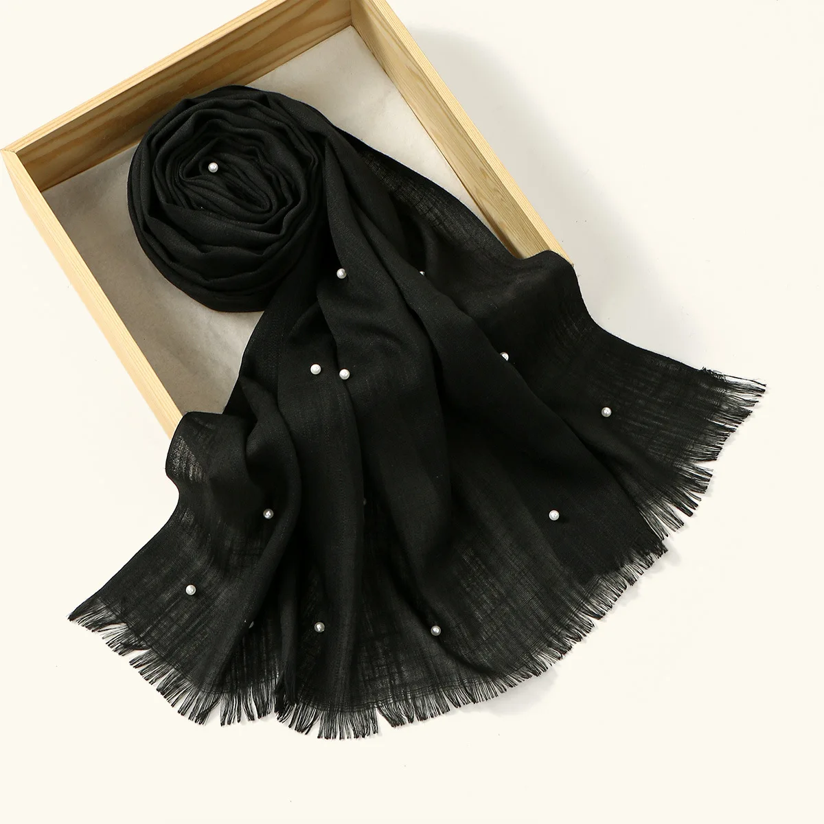 Мусульманский тюрбан, хиджаб, шарф с бусинами, шаль с бахромой, длинный платок, женские банданы, повязка на голову, Bufanda, платок, исламские шали 180*70
Мусульманский тюрбан, хиджаб, шарф с бусинами, шаль с бахромой, длинный платок, женские банданы, повязка на голову, Bufanda, платок, исламские шали 180*70