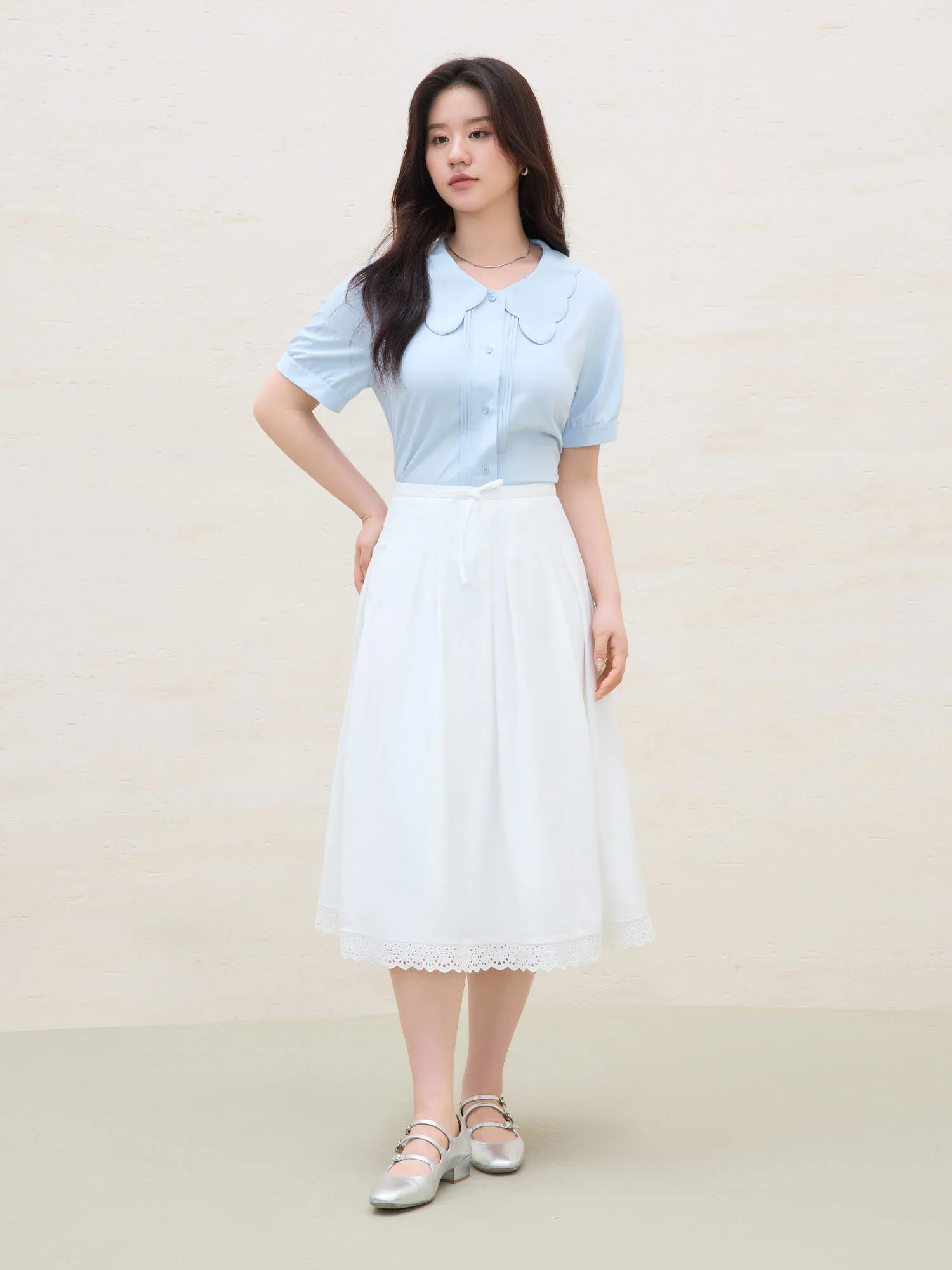 DUSHU 2025 Summer Women's Feminine Collar Blouse - Flattering Office to Casual Shirt with Scalloped Detailing 25DS82273
DUSHU 2025 Summer Women's Feminine Collar Blouse - Flattering Office to Casual Shirt with Scalloped Detailing 25DS82273