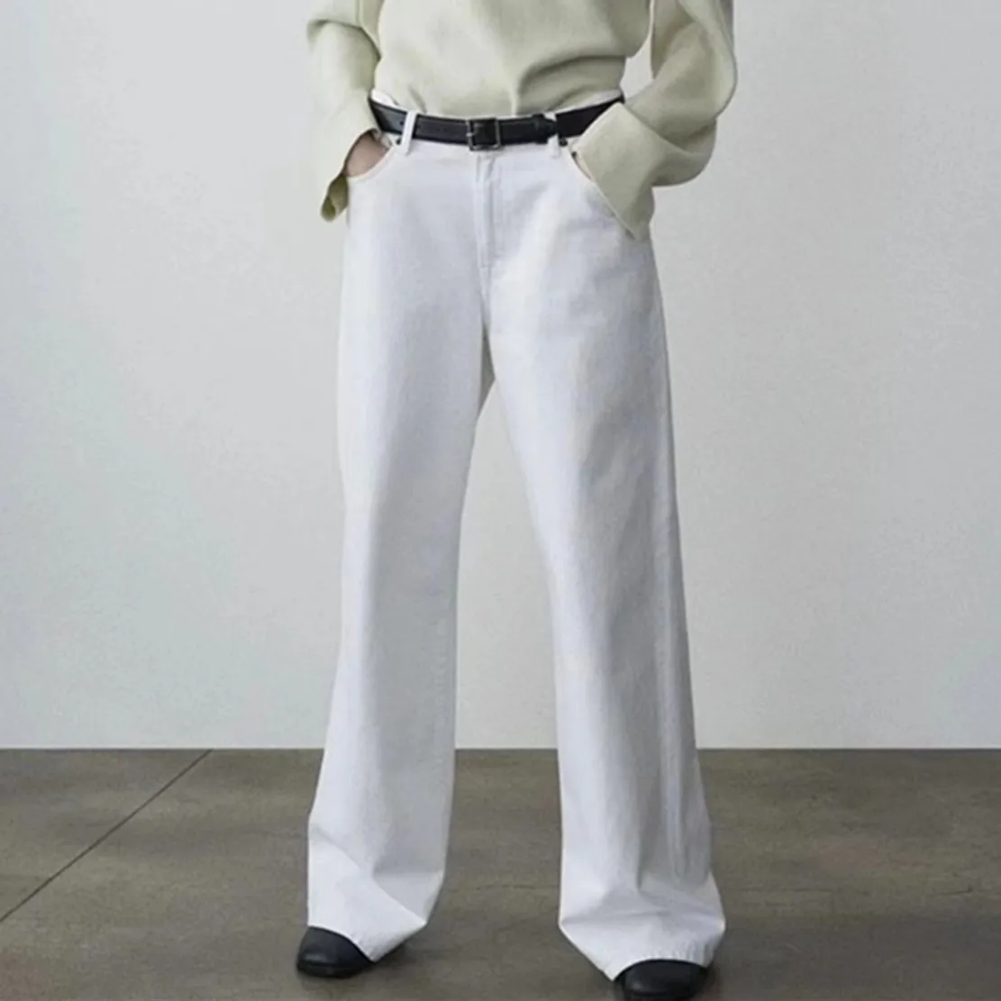 Jenny&Dave 2026 High Street Fashion Minimalist High Waist Mom Jeans Slim White Jeans Women's Straight Leg Denim Pants Ladies
Jenny&Dave 2026 High Street Fashion Minimalist High Waist Mom Jeans Slim White Jeans Women's Straight Leg Denim Pants Ladies