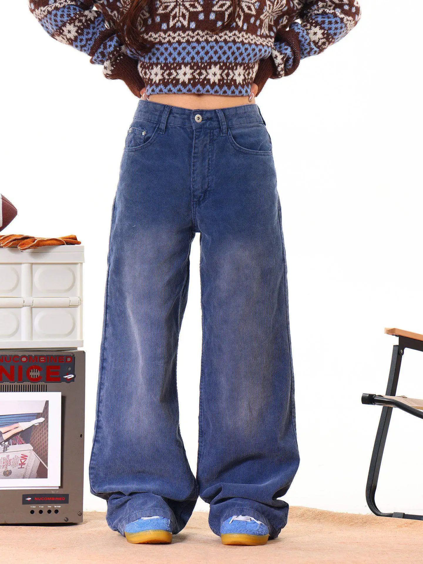 Light Blue American Waed Distred Corduroy Wide Leg Pants Women Early Spring New Loose Casual Pants Trendy
Light Blue American Waed Distred Corduroy Wide Leg Pants Women Early Spring New Loose Casual Pants Trendy