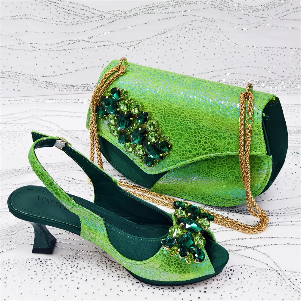 Women's sandals, shoe bag set, medium heel fish mouth shoes, diamond flower accessories, clutch bag, soft
Women's sandals, shoe bag set, medium heel fish mouth shoes, diamond flower accessories, clutch bag, soft