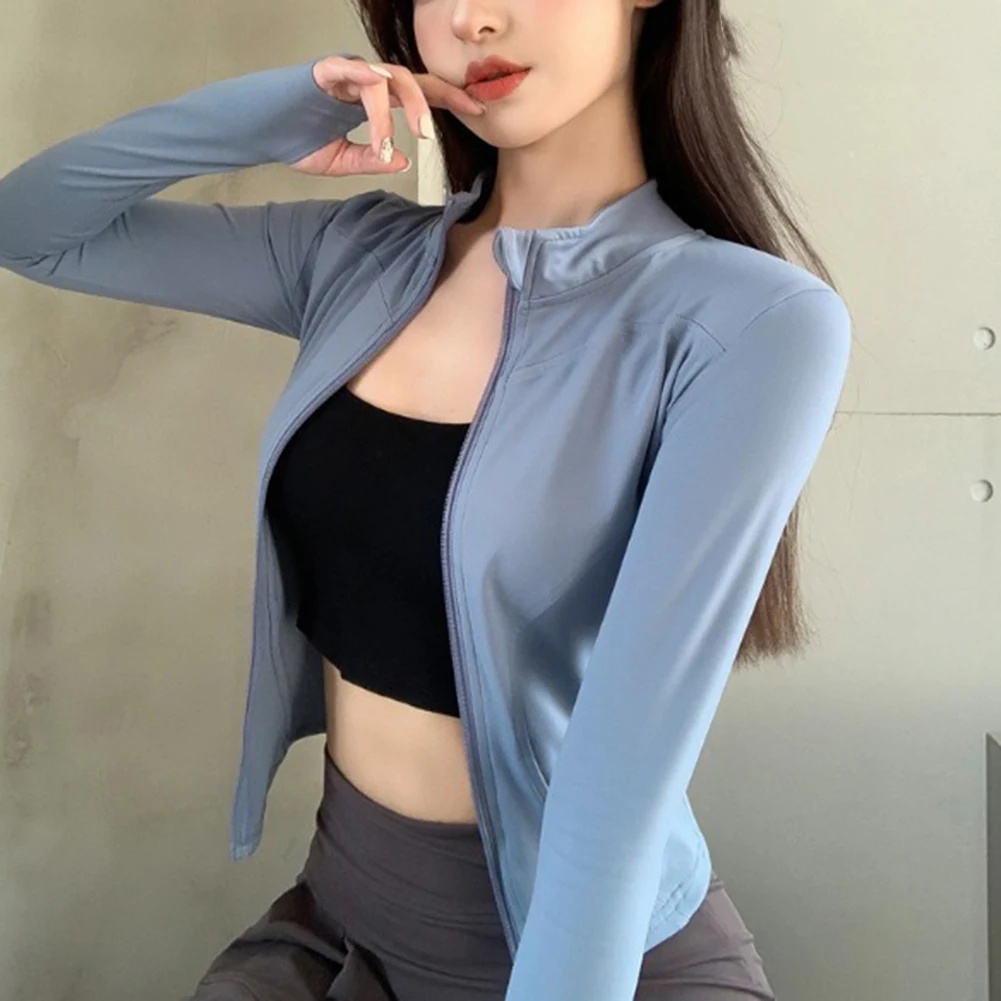 Long Sleeve Outdoor Running Fitness Training Spring Autumn Winter Stand Collar Casual Style Lightweight Fitness Apparel
Long Sleeve Outdoor Running Fitness Training Spring Autumn Winter Stand Collar Casual Style Lightweight Fitness Apparel
