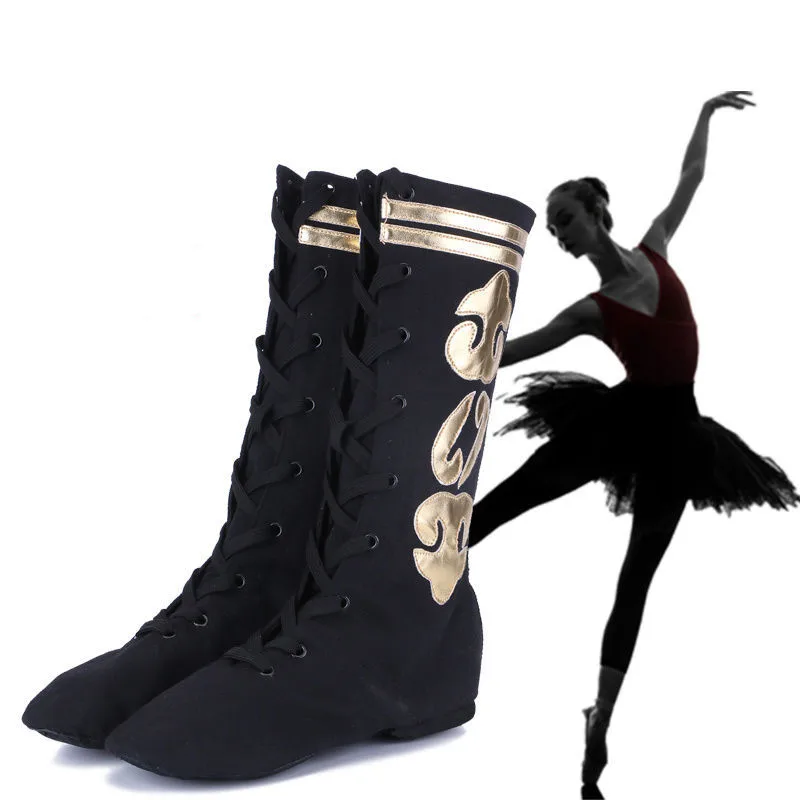 Canvas National Dance Boots For Women Breathable Soft Sole Vintage Dancer Shoes Stage Performance Black And White
Canvas National Dance Boots For Women Breathable Soft Sole Vintage Dancer Shoes Stage Performance Black And White