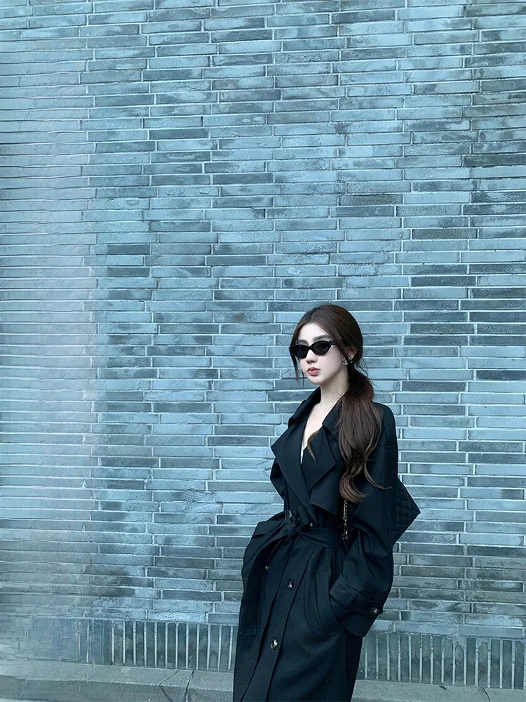 Женское пальто средней длины Briti Sle, осенний сезон 2022, повседневное свободное двубортное длинное пальто, однотонная верхняя одежда
Женское пальто средней длины Briti Sle, осенний сезон 2022, повседневное свободное двубортное длинное пальто, однотонная верхняя одежда