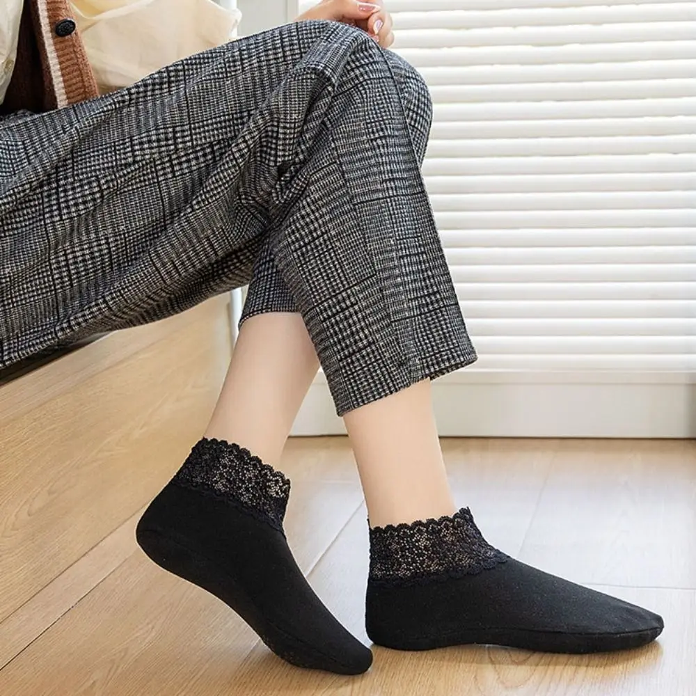 10Pairs Soft Solid Color Winter Floor Shoes Non-slip Plush Lace Socks Indoor Hosiery Female Warm Socks Unisex
10Pairs Soft Solid Color Winter Floor Shoes Non-slip Plush Lace Socks Indoor Hosiery Female Warm Socks Unisex