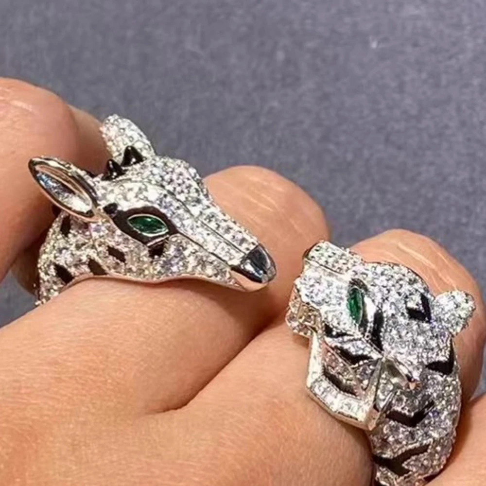 Solid 925 Silver With Black Spot Full Carbon Diamond Leopard Giraffe Open rings For Double Fingers Panther Jewelry for Women
Solid 925 Silver With Black Spot Full Carbon Diamond Leopard Giraffe Open rings For Double Fingers Panther Jewelry for Women