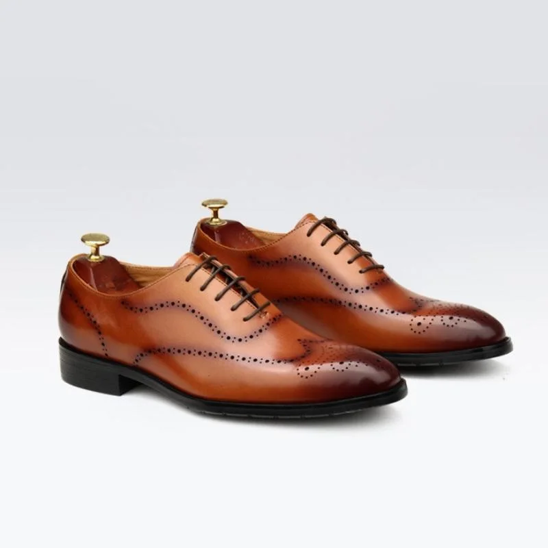2022 New Carving Genuine Leather Wedding Shoes Men Business Office Work Dress Shoes Mens Oxfords Pointed Toe Lace Up Shoes
2022 New Carving Genuine Leather Wedding Shoes Men Business Office Work Dress Shoes Mens Oxfords Pointed Toe Lace Up Shoes