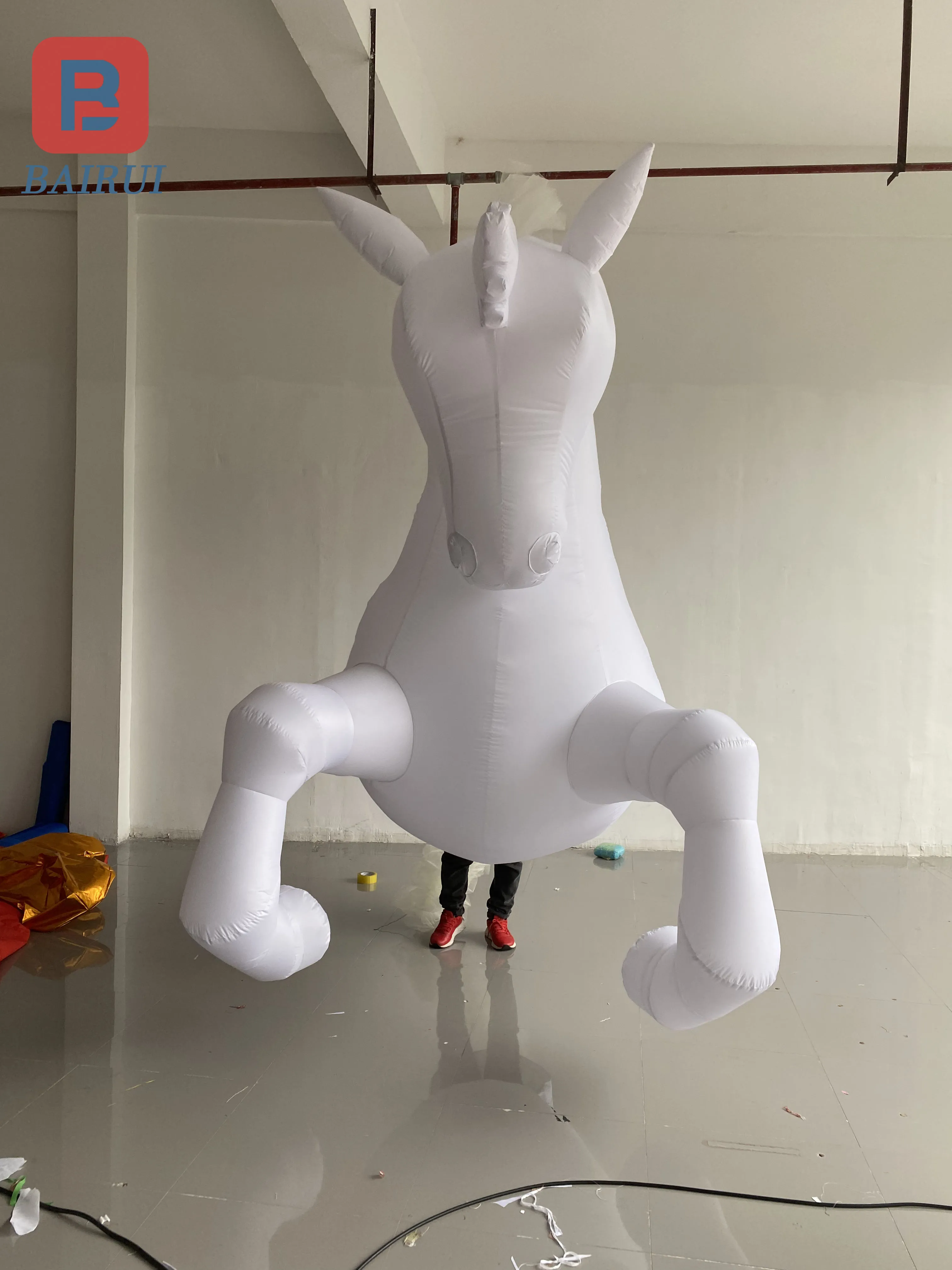 Inflatable Man Walking Interactive White Horse Unicorn Gas model mall square stage bar atmosphere props
Inflatable Man Walking Interactive White Horse Unicorn Gas model mall square stage bar atmosphere props
