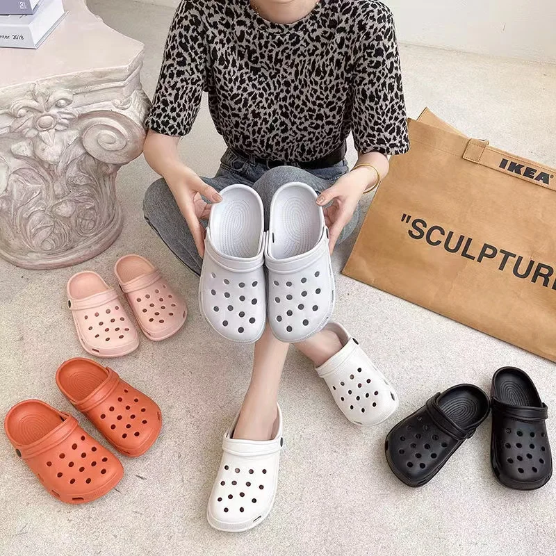 2022 Women's Summer Sandals Non-slip Lightweight Outdoor Beach Couple Slippers Woman Zuecos De Mujer
2022 Women's Summer Sandals Non-slip Lightweight Outdoor Beach Couple Slippers Woman Zuecos De Mujer