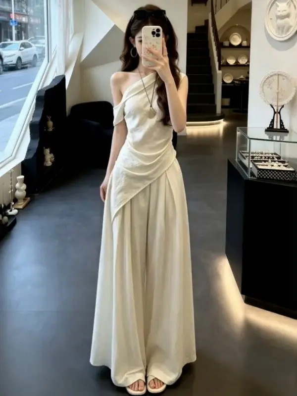 Korean Style Slimming High Waist Wide Leg Pants Two Piece Set Women Summer Fashionable Casual Breathable T-Shirt Top
Korean Style Slimming High Waist Wide Leg Pants Two Piece Set Women Summer Fashionable Casual Breathable T-Shirt Top