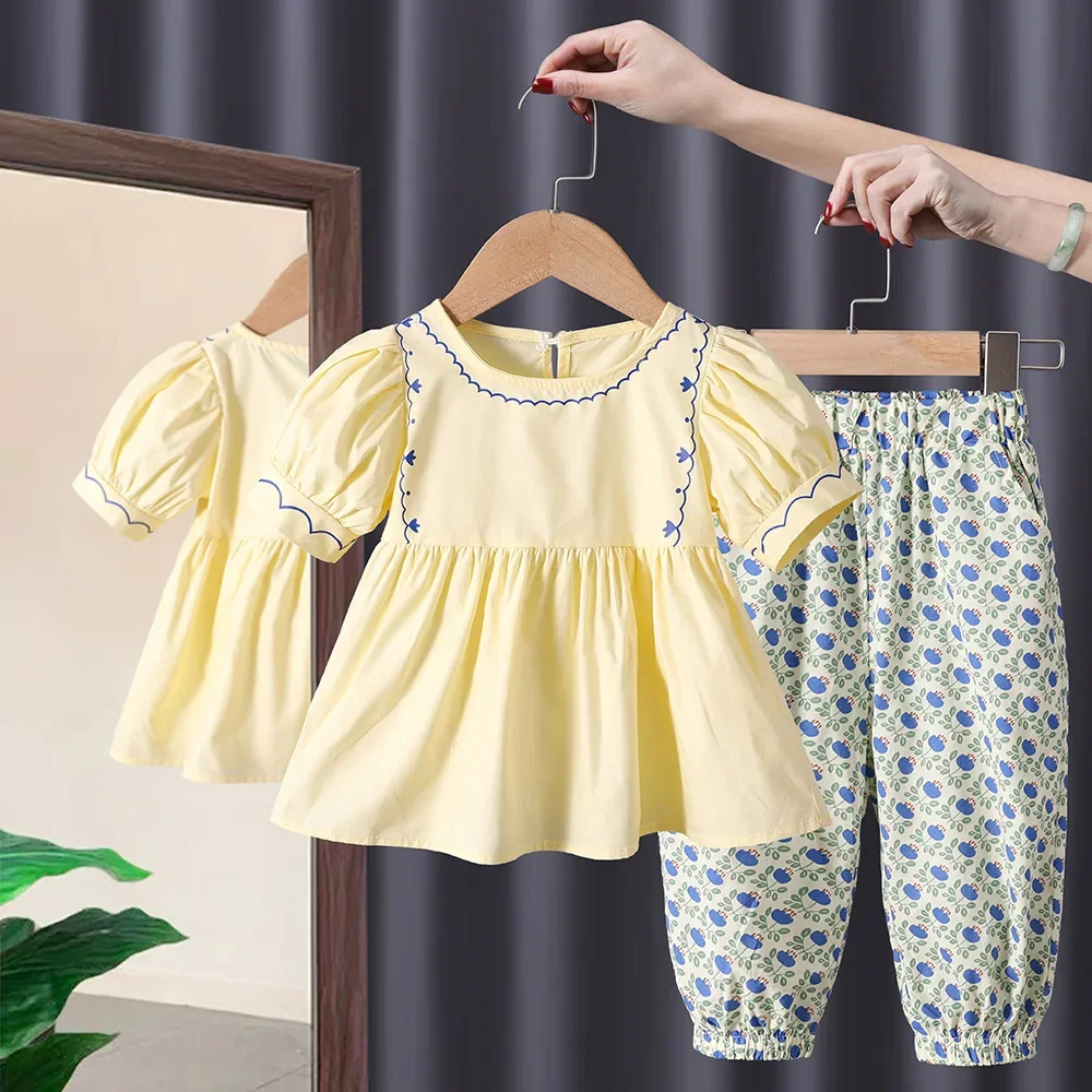 2025 Summer New Children'S Clothing Sets Korean Embroidered Doll Shirt Top +Anti-Mosquito Pants Fashion Baby Girls Clothes Suit
2025 Summer New Children'S Clothing Sets Korean Embroidered Doll Shirt Top +Anti-Mosquito Pants Fashion Baby Girls Clothes Suit