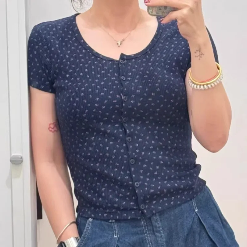 Women's Y2K Floral Print Waffle Knit Short Sleeve Button Up T-shirt Summer
Women's Y2K Floral Print Waffle Knit Short Sleeve Button Up T-shirt Summer