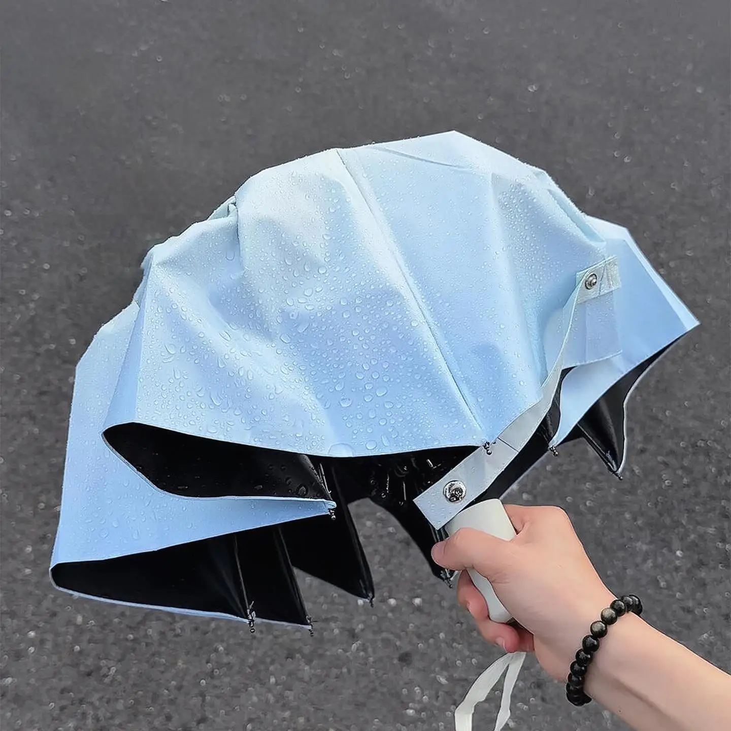 Portable Folding Umbrella Blue Gradient Sunshade Waterproof UV Protection Women's Compact Travel Umbrella Rain And Sun Dual Use
Portable Folding Umbrella Blue Gradient Sunshade Waterproof UV Protection Women's Compact Travel Umbrella Rain And Sun Dual Use