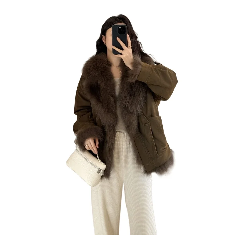 Winter Warm 2025 Winter Retro Trendy Warm Fox Fur Jacket Women's 90 Goose Down Parker Down Jacket
Winter Warm 2025 Winter Retro Trendy Warm Fox Fur Jacket Women's 90 Goose Down Parker Down Jacket