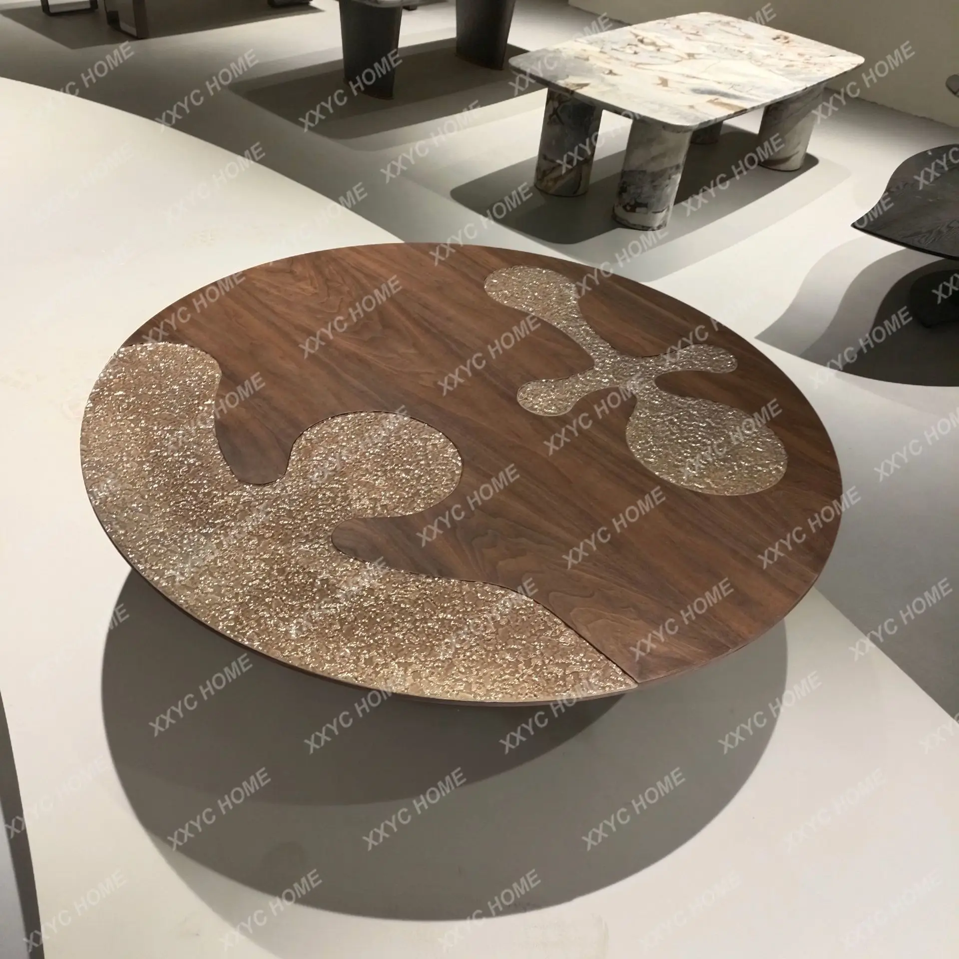Modern Minimalist Home Living Room Acrylic Round Creative Coffee Table Round Table
Modern Minimalist Home Living Room Acrylic Round Creative Coffee Table Round Table