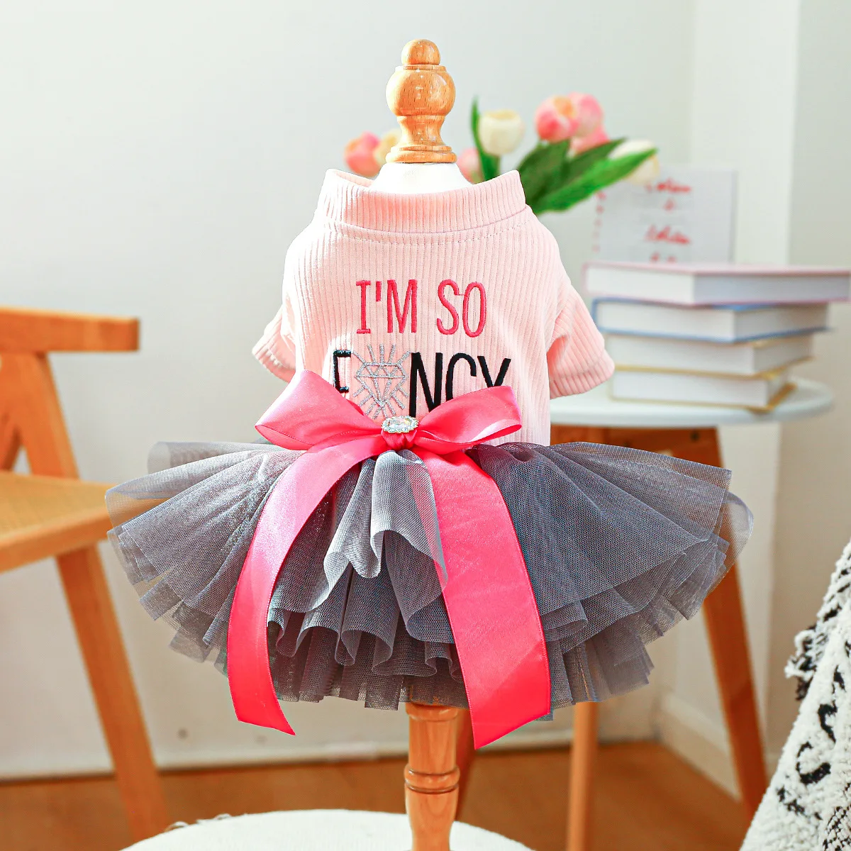 Summer Small Dog Dress Fashionable Wedding Dog Evening Dress Teddy Bear Pomeranian Cat Dog Dress for small dogs
Summer Small Dog Dress Fashionable Wedding Dog Evening Dress Teddy Bear Pomeranian Cat Dog Dress for small dogs