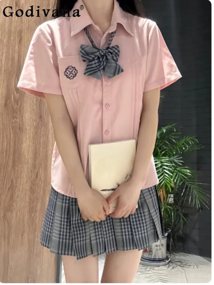 Summer Sweet Girl Short Sleeve Turn-down Collar Pink Jk Shirt Fashion High Waist A-line Versatile College Loose Pleated Skirt
Summer Sweet Girl Short Sleeve Turn-down Collar Pink Jk Shirt Fashion High Waist A-line Versatile College Loose Pleated Skirt