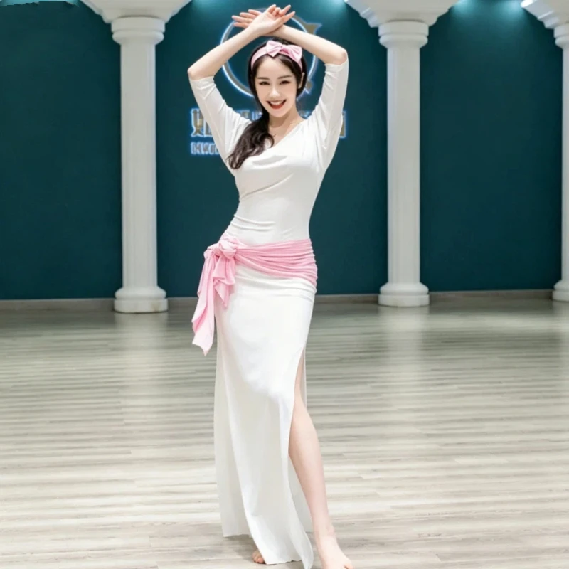 2026 New Belly Dance Practice Dress Performance Costume Sexy and Elegant Jumpsuit for Female Stage Performance Costumes
2026 New Belly Dance Practice Dress Performance Costume Sexy and Elegant Jumpsuit for Female Stage Performance Costumes