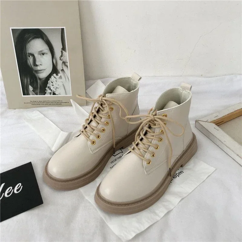 Winter 2024 Autumn Ankle Boots for Women New In Woman Short Shoes Designer Luxury Chic and Elegant Spring Pu Footwear 39 Booties
Winter 2024 Autumn Ankle Boots for Women New In Woman Short Shoes Designer Luxury Chic and Elegant Spring Pu Footwear 39 Booties