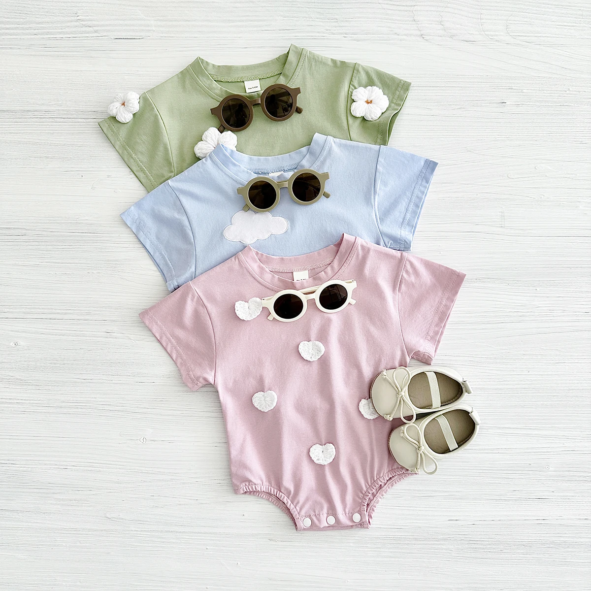 New Baby Boys Clothes Newborn Infant Baby Boy Girl Romper 3D Clouds, Hearts, Flowers Patchwork Jumpsuit Summer Baby Clothes
New Baby Boys Clothes Newborn Infant Baby Boy Girl Romper 3D Clouds, Hearts, Flowers Patchwork Jumpsuit Summer Baby Clothes