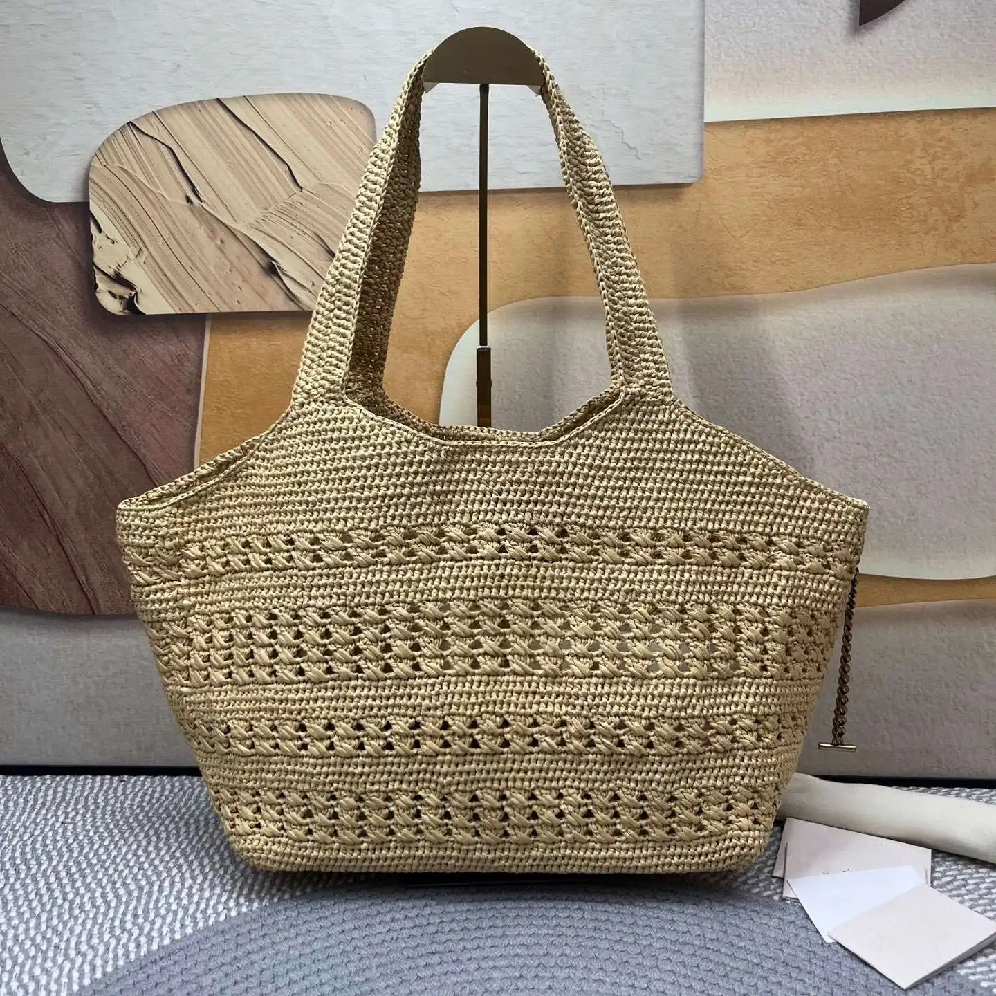 Summer 2026 Large Capacity Handwoven Raffia Straw Beach Bag for Women Oversized Shoulder Tote for Sunbathing Travel Vacation Dai
Summer 2026 Large Capacity Handwoven Raffia Straw Beach Bag for Women Oversized Shoulder Tote for Sunbathing Travel Vacation Dai
