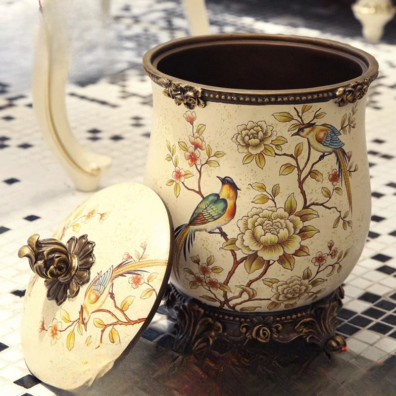 European Vintage Resin Trash Can with Lid Decorative Living Room Bin Household Waste Basket Storage Container for Home Decor
European Vintage Resin Trash Can with Lid Decorative Living Room Bin Household Waste Basket Storage Container for Home Decor