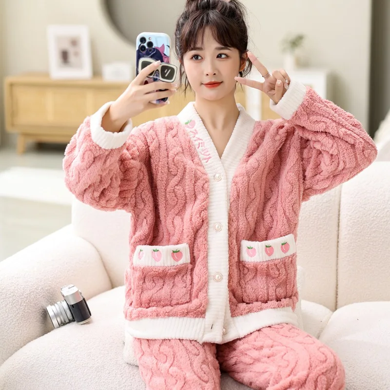Cute Print Autumn Winter Pajamas Women 2 Pcs Shirt&pant Coral Fleece Thicken Home Wear Sleepwear Warm Flannel Thick Nightwear
Cute Print Autumn Winter Pajamas Women 2 Pcs Shirt&pant Coral Fleece Thicken Home Wear Sleepwear Warm Flannel Thick Nightwear