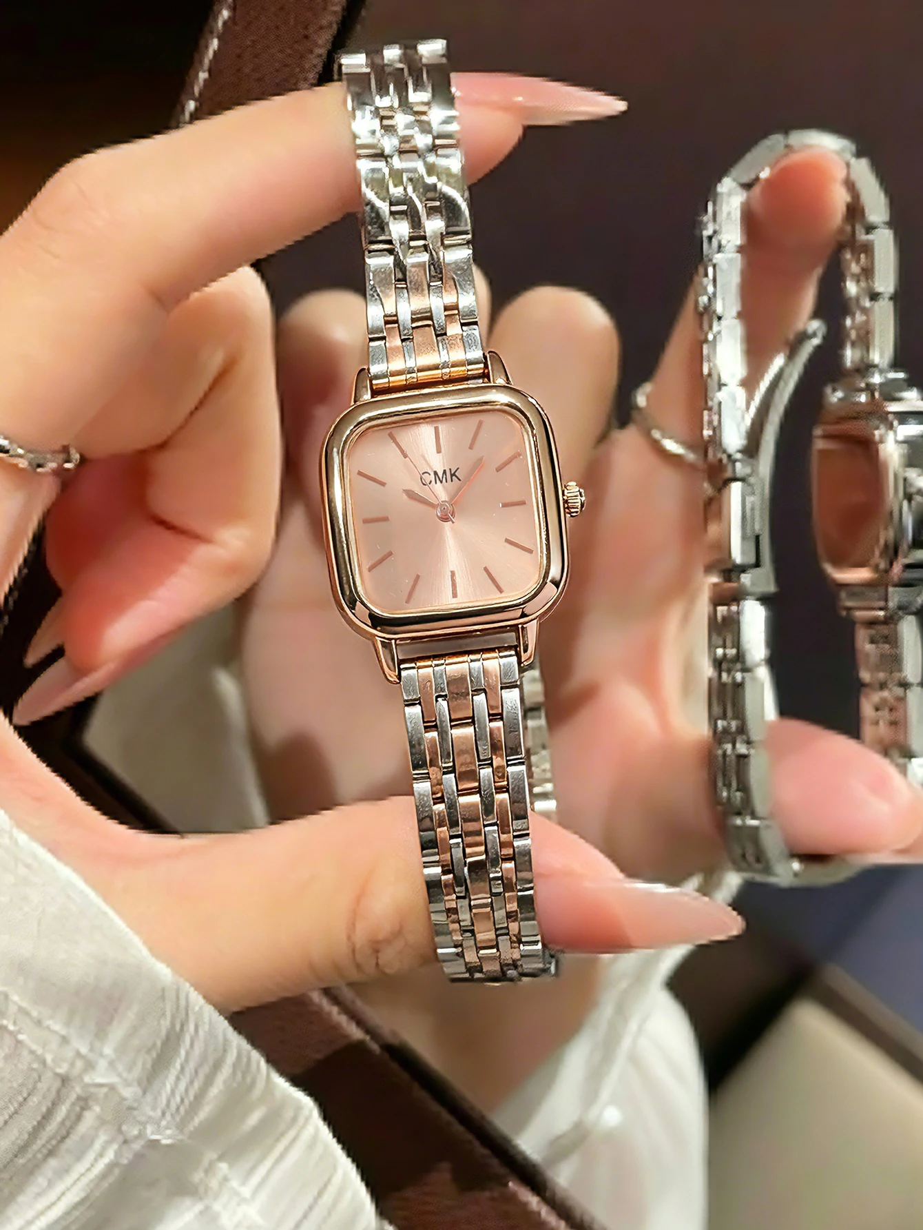1pcs/set Teen 1Pcs Square Diamond Quartz Watch, No Box, Steel Band Wristwatch for Back To School, Vacation & Holiday Wear
1pcs/set Teen 1Pcs Square Diamond Quartz Watch, No Box, Steel Band Wristwatch for Back To School, Vacation & Holiday Wear