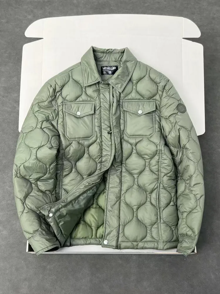 High-End Men's Lightweight Warmth Cotton Shirt Style Jacket Autumn Winter Fashion City Loose Fit Long Sleeve Cleanfit Button
High-End Men's Lightweight Warmth Cotton Shirt Style Jacket Autumn Winter Fashion City Loose Fit Long Sleeve Cleanfit Button