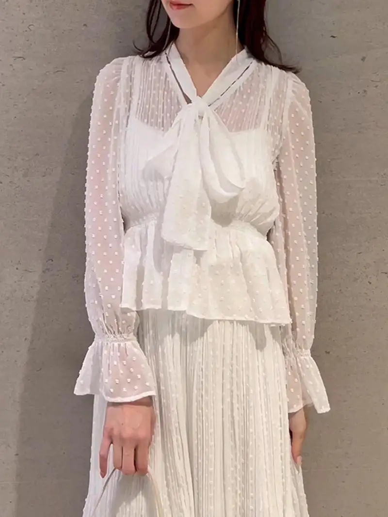 Sweet Bowtie Shirt And Lace Half Skirt Two-Piece Set New Summer Collection Tagkita Brand Fashionable Women's Ensemble
Sweet Bowtie Shirt And Lace Half Skirt Two-Piece Set New Summer Collection Tagkita Brand Fashionable Women's Ensemble