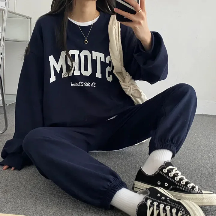 Women Sporty Sweatshirt Suits Elastic Waist Letter Printing Pullovers Tops Two Piece Pants Sets Solid Pants Girl 2pcs Tracksuit
Women Sporty Sweatshirt Suits Elastic Waist Letter Printing Pullovers Tops Two Piece Pants Sets Solid Pants Girl 2pcs Tracksuit