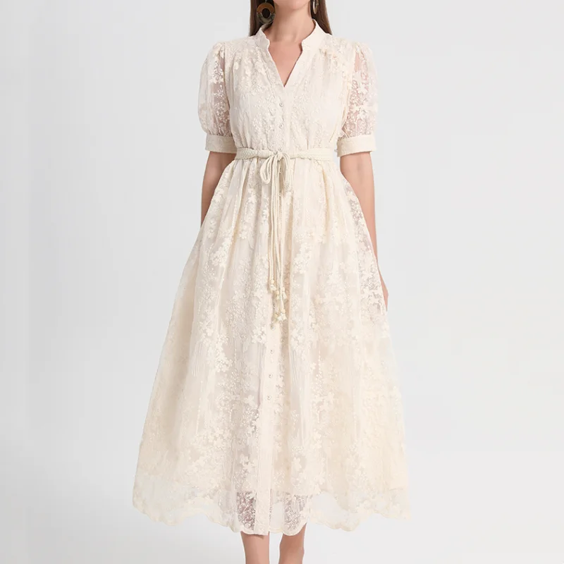 Spring And Summer New Short Sleeved Solid Color Loose Women's Dress Embroidery Floral Single Breasted Lace Vestidos
Spring And Summer New Short Sleeved Solid Color Loose Women's Dress Embroidery Floral Single Breasted Lace Vestidos