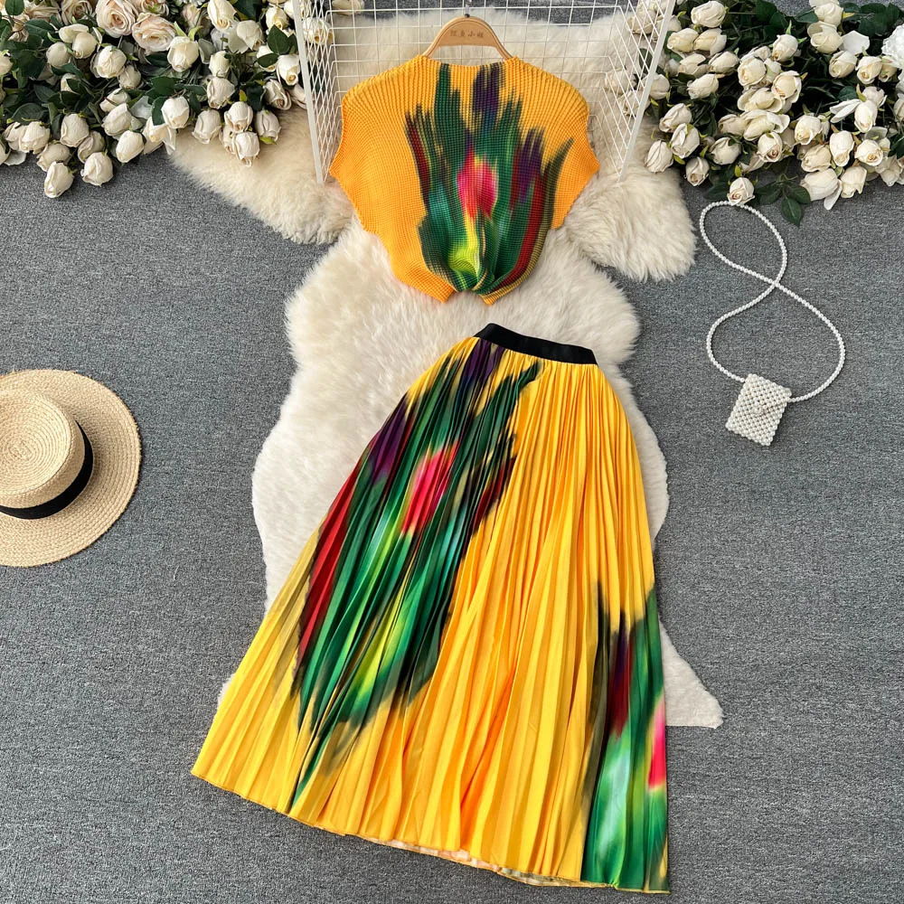 Miyake Pleated Skirt Suit Vintage Print Stretchy Pullover Tops and Skirt Casual Party Two Piece Set Women Streetwear Outfits
Miyake Pleated Skirt Suit Vintage Print Stretchy Pullover Tops and Skirt Casual Party Two Piece Set Women Streetwear Outfits