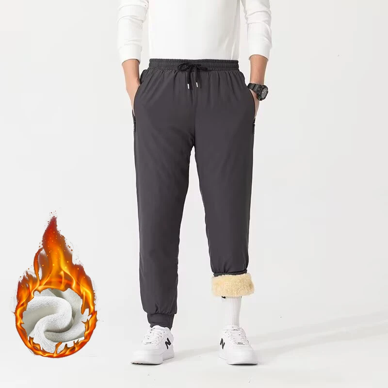 Мужские осенне-зимние теплые брюки для защиты от холода, мужские утолщенные брюки-блейзер на флисовой подкладке, удобные черные черные брюки
Мужские осенне-зимние теплые брюки для защиты от холода, мужские утолщенные брюки-блейзер на флисовой подкладке, удобные черные черные брюки