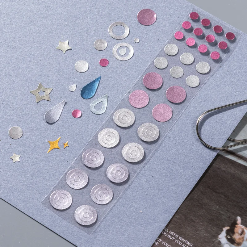 Journal GO 3cmx2m Silver Foil Glimmer Silver Special PET Tape Shimmering Starlight Dots Basic Journal Decoration Masking Tape
Journal GO 3cmx2m Silver Foil Glimmer Silver Special PET Tape Shimmering Starlight Dots Basic Journal Decoration Masking Tape