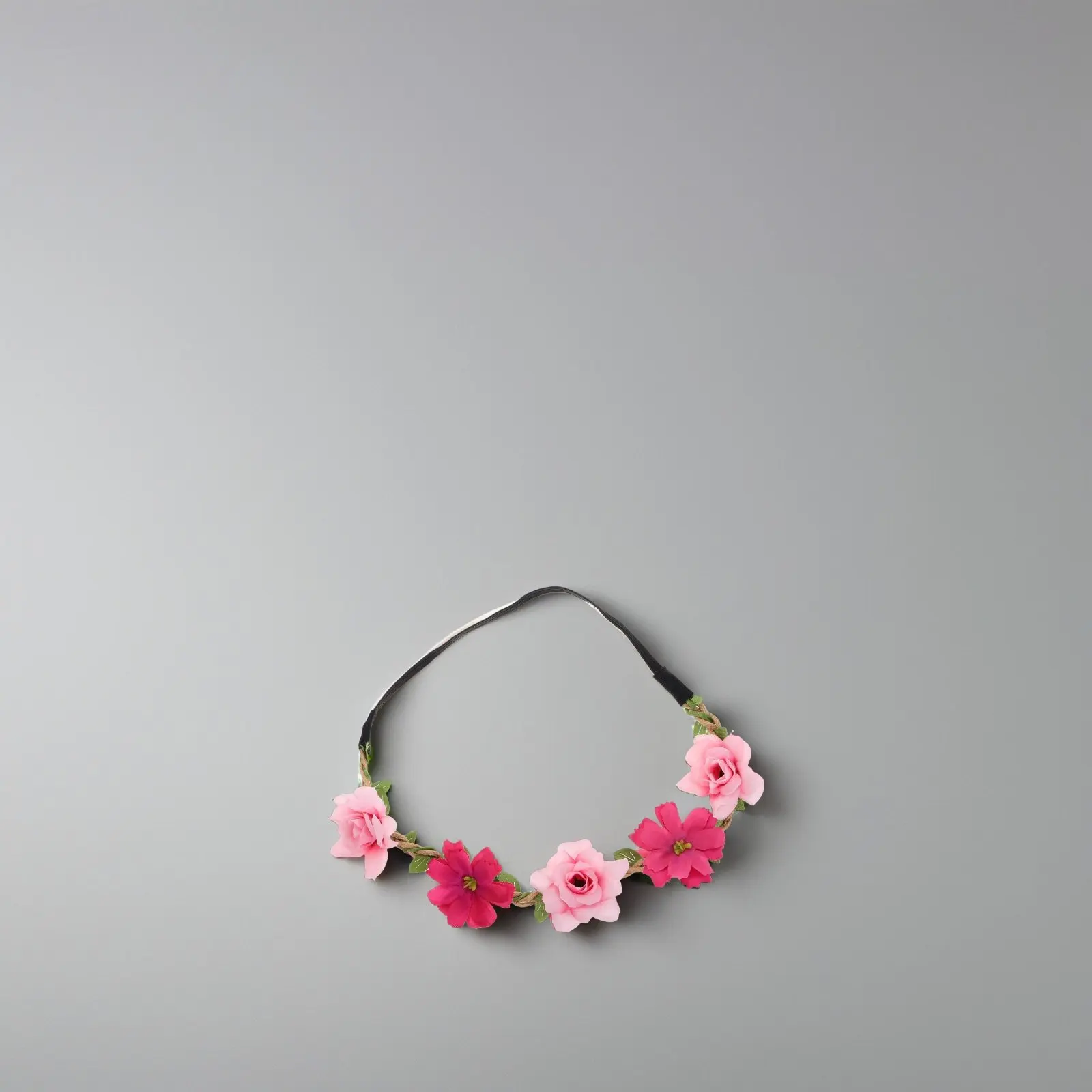 Bridal Flower Crown Hairband Artificial Flower Headdress Elegant Design for Wedding Beach Vacation Photo Props Floral Headband
Bridal Flower Crown Hairband Artificial Flower Headdress Elegant Design for Wedding Beach Vacation Photo Props Floral Headband