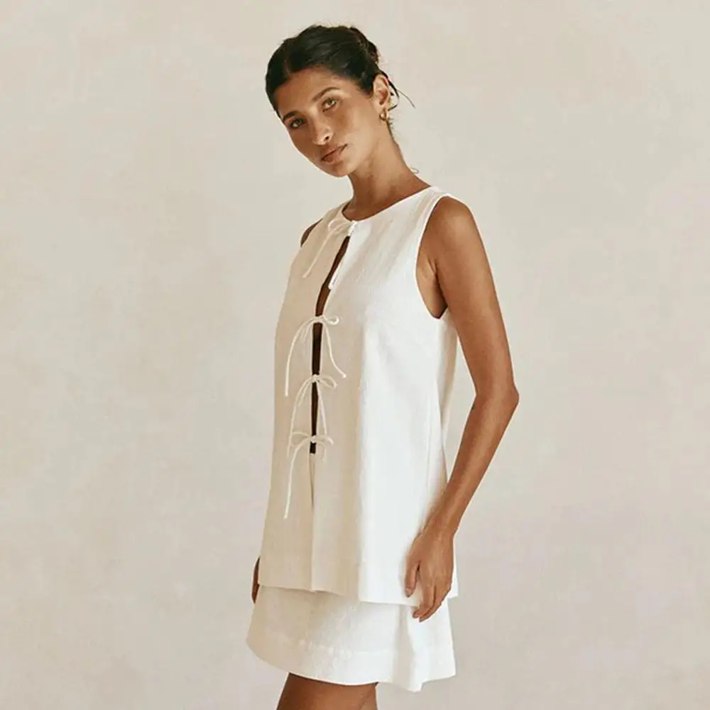 Summer New Women's Sleeveless Short Skirt Set round Neck Open Front Tied Top A-Line Skirt Set Casual Style Pure Color
Summer New Women's Sleeveless Short Skirt Set round Neck Open Front Tied Top A-Line Skirt Set Casual Style Pure Color