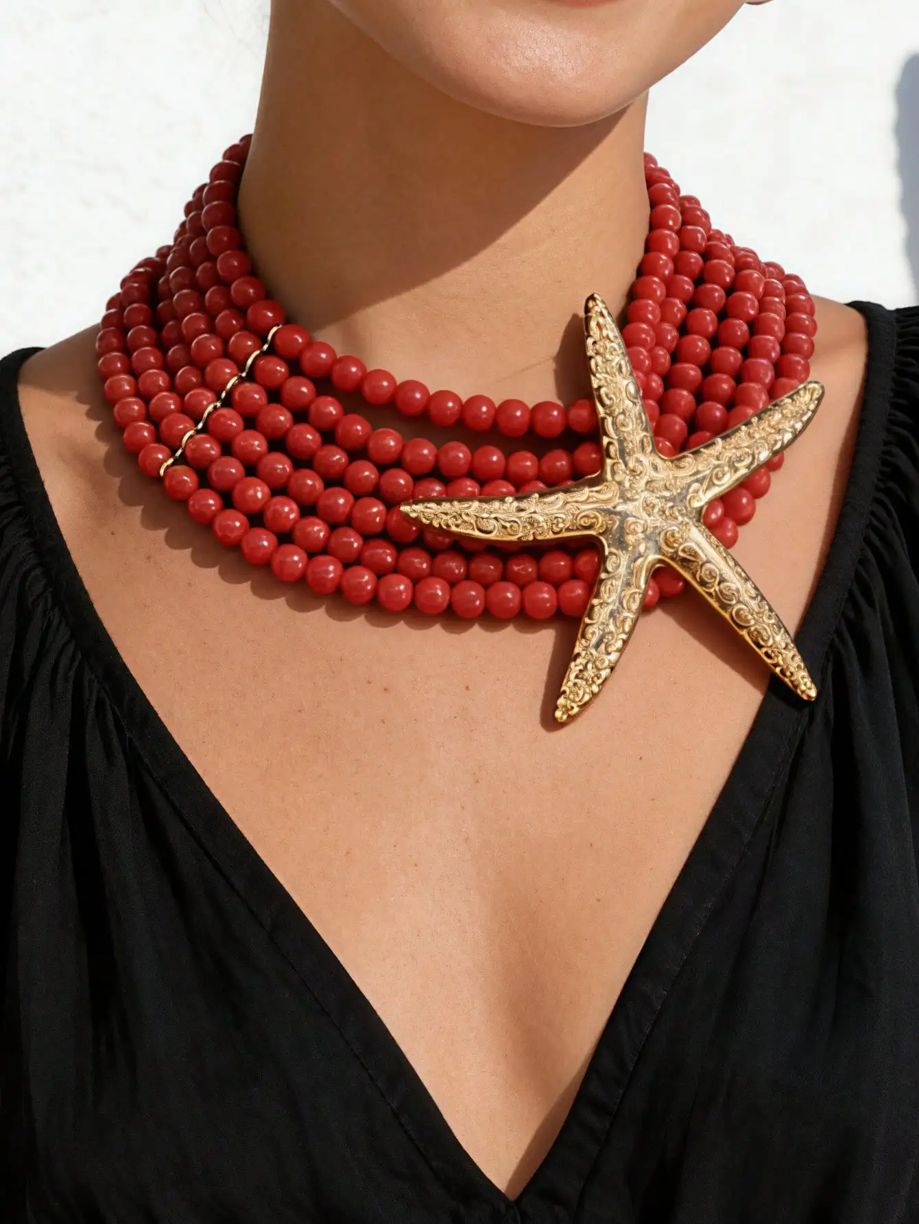 Summer Beach Vacation Ocean-Themed Multi-Layer Red Bead String Gold-Plated Starfish Ladies Exaggerated Necklace for Beach Party
Summer Beach Vacation Ocean-Themed Multi-Layer Red Bead String Gold-Plated Starfish Ladies Exaggerated Necklace for Beach Party