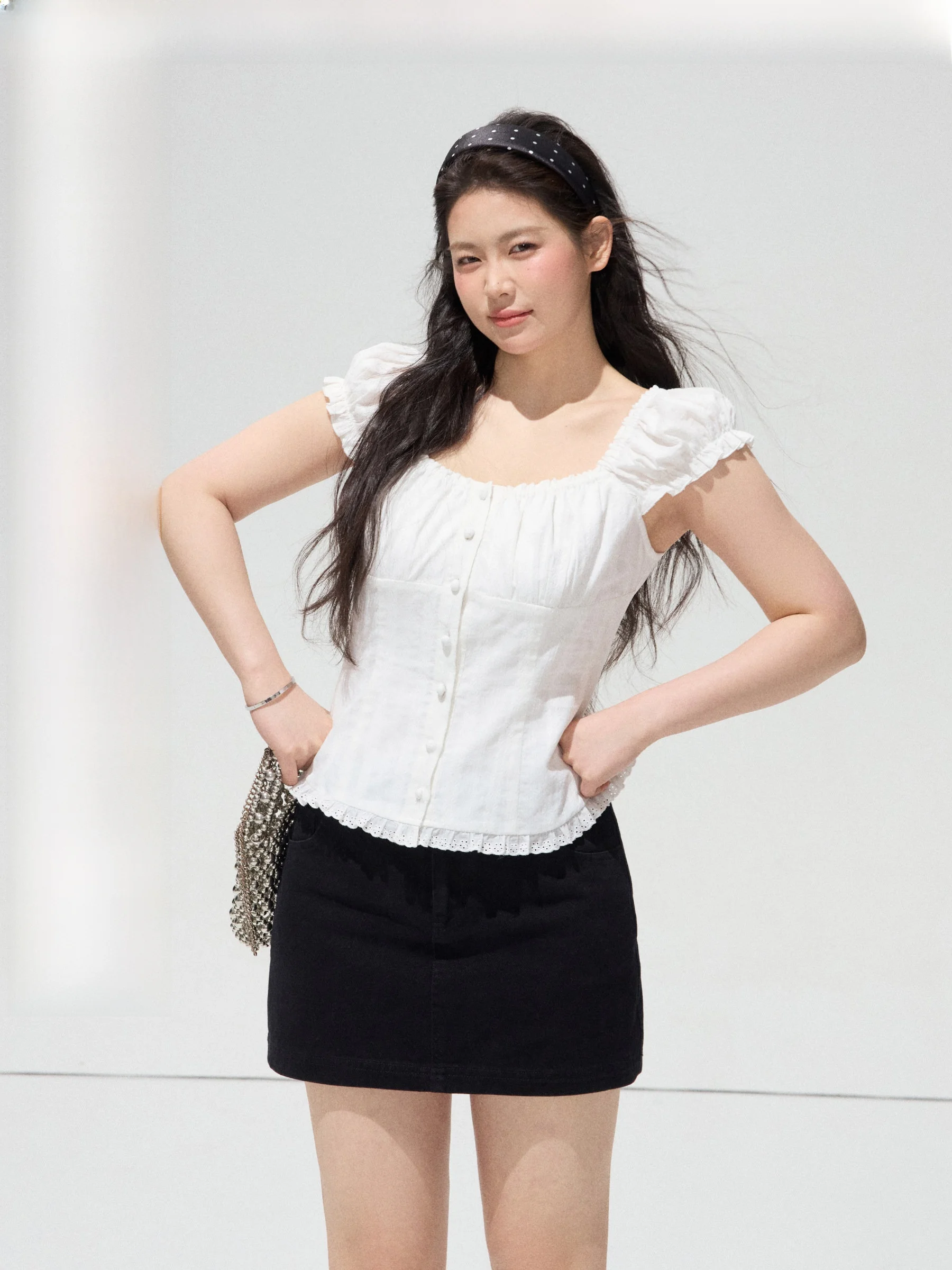 Slimming Lace Trim Splice Waist Cinching Big Size Shirt for Plump Women Commute Style Cotton Short Sleeve Square Collar Top
Slimming Lace Trim Splice Waist Cinching Big Size Shirt for Plump Women Commute Style Cotton Short Sleeve Square Collar Top
