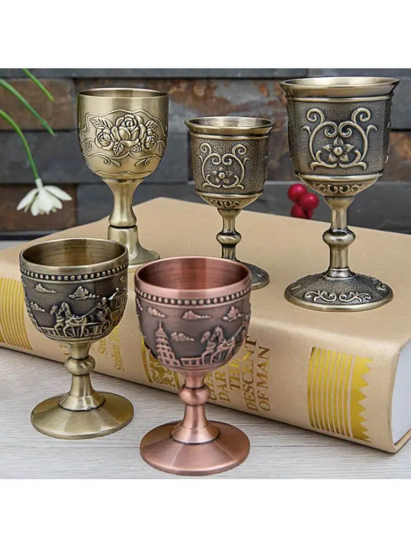 Creative Retro Metal White Wine Cup Highball Glass Liquor Cup Home Use One-Piece Cup Display Piece Dining Utensils
Creative Retro Metal White Wine Cup Highball Glass Liquor Cup Home Use One-Piece Cup Display Piece Dining Utensils